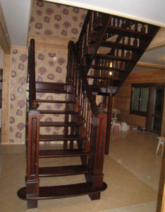 дубовый резной столб лестница под заказ lascalgrande