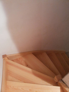 Сосновая лестница - изготовление в Беларуси